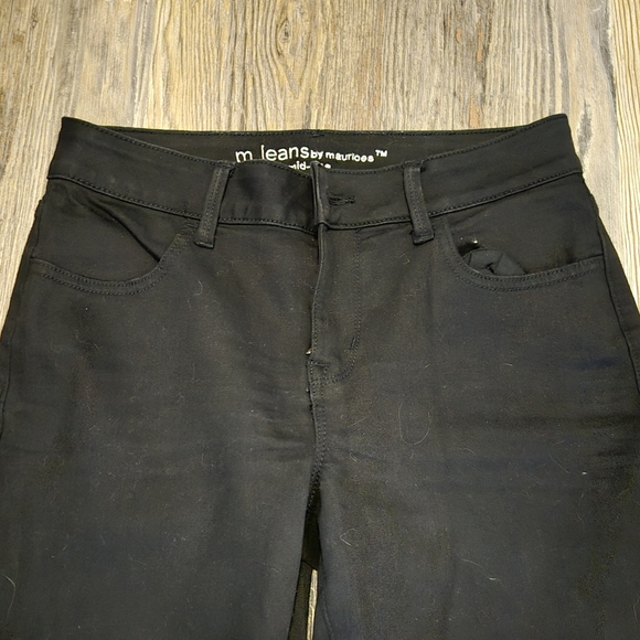 Maurices, m jeans, Women's size Medium Regular, Black, Mid-Rise, Perfect Shape - Picture 4 of 7